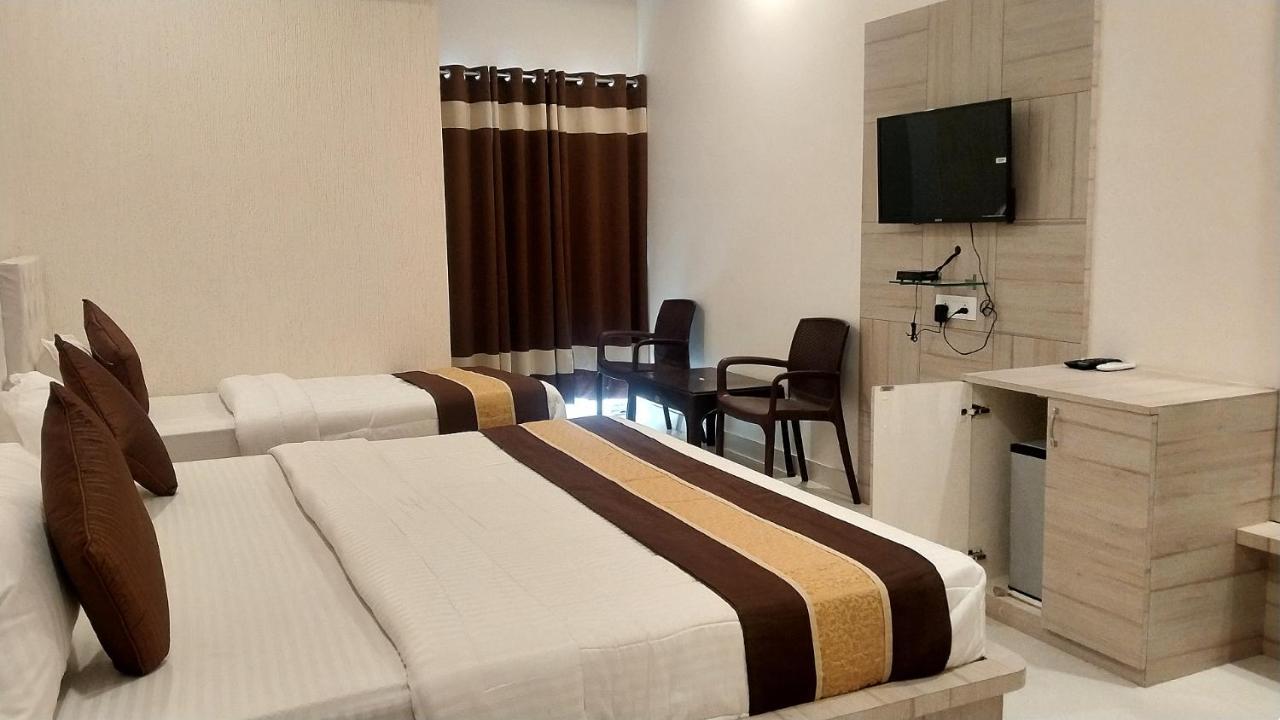 Hotel Namo Palace コーター エクステリア 写真