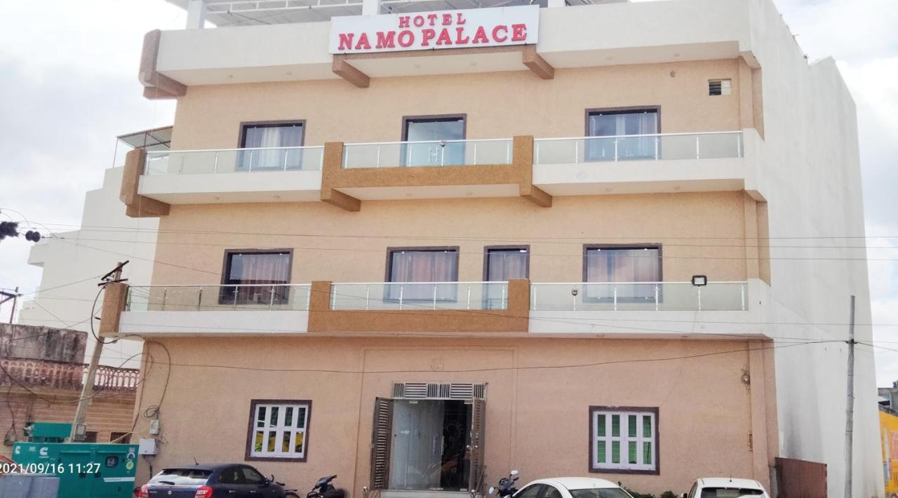 Hotel Namo Palace コーター エクステリア 写真