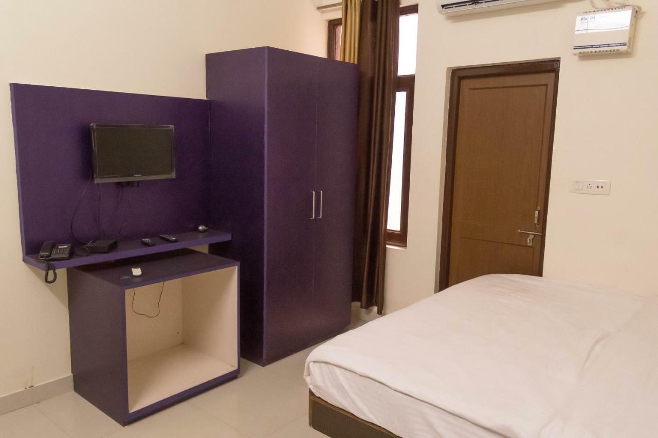 Hotel Namo Palace コーター エクステリア 写真